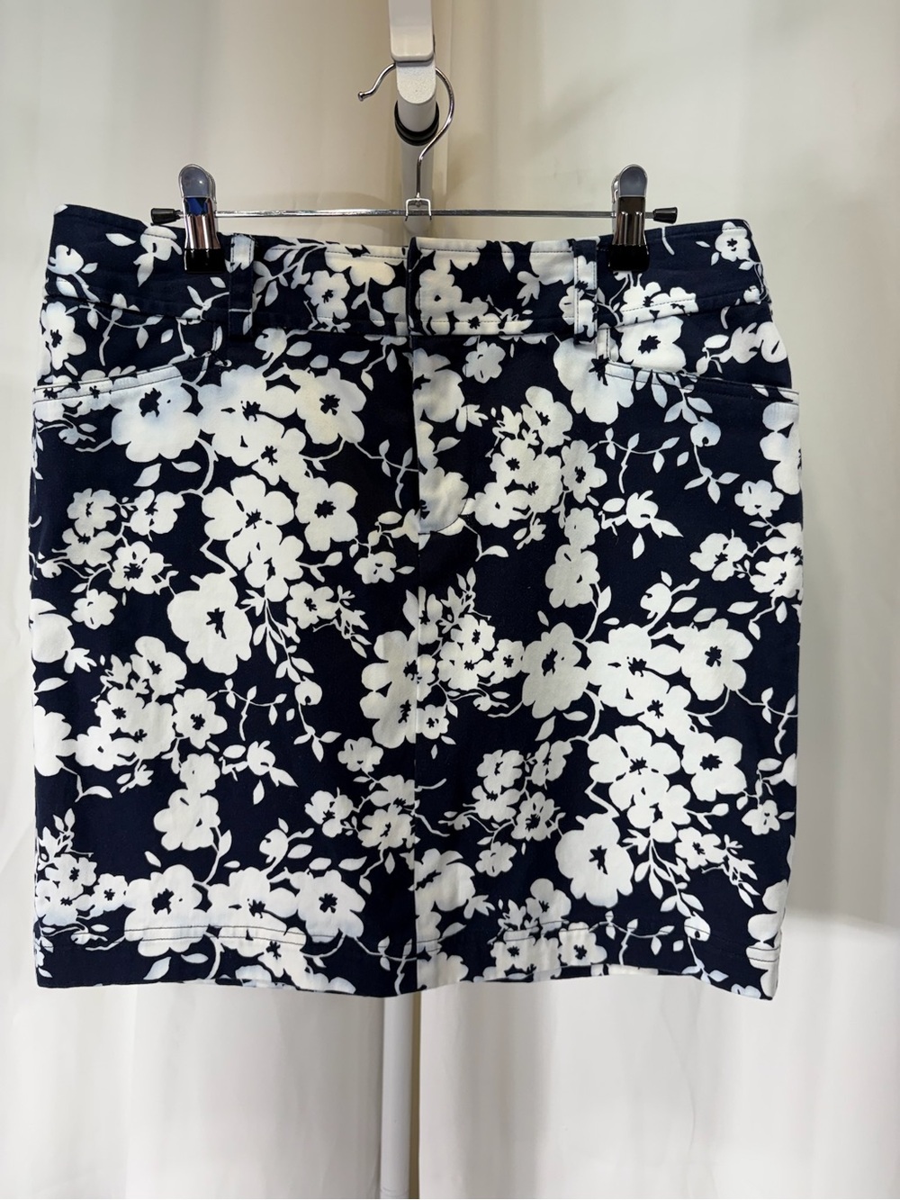 Chaps Navy & White Floral Mini Skirt 3193
